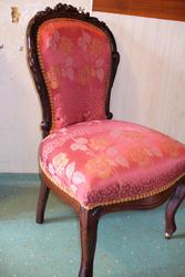 Продам антикварное старинное кресло барокко